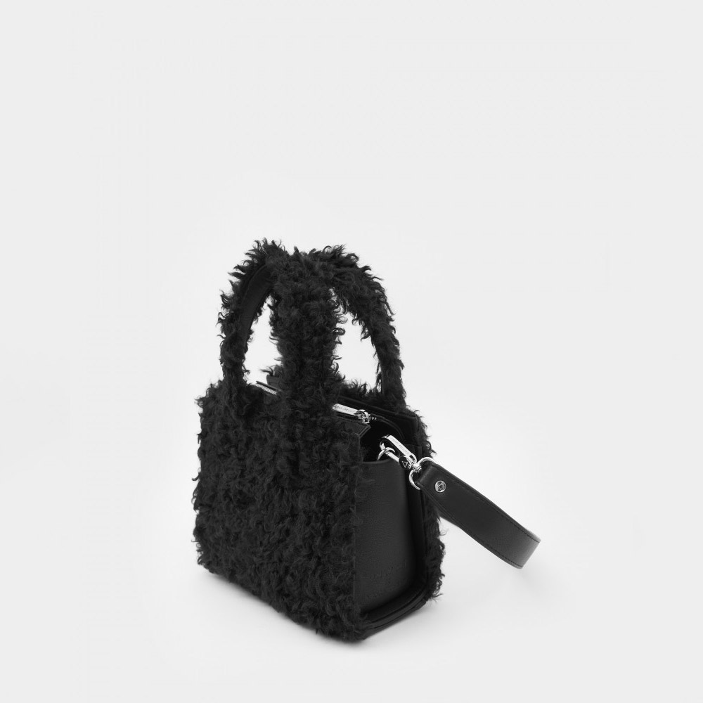 Небольшая каркасная сумка ONLY ME XS в черном цвете  | ARNY PRAHT 